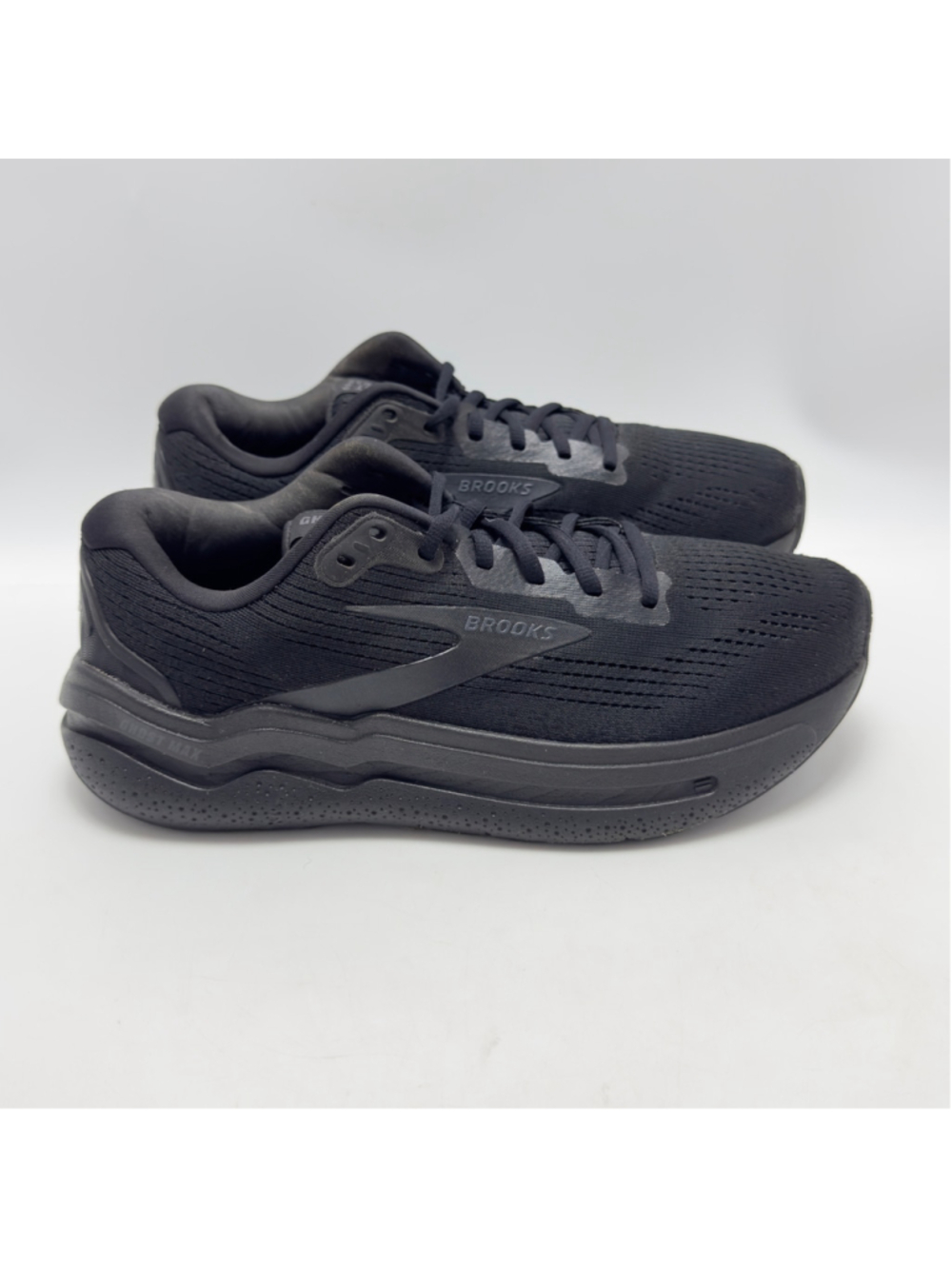 Men's Brooks Ghost Max Athletic Shoes Black Size 10 D